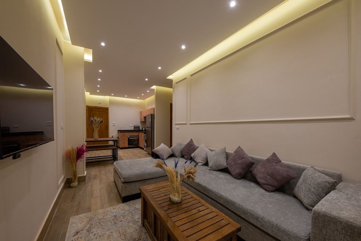 Flat 13