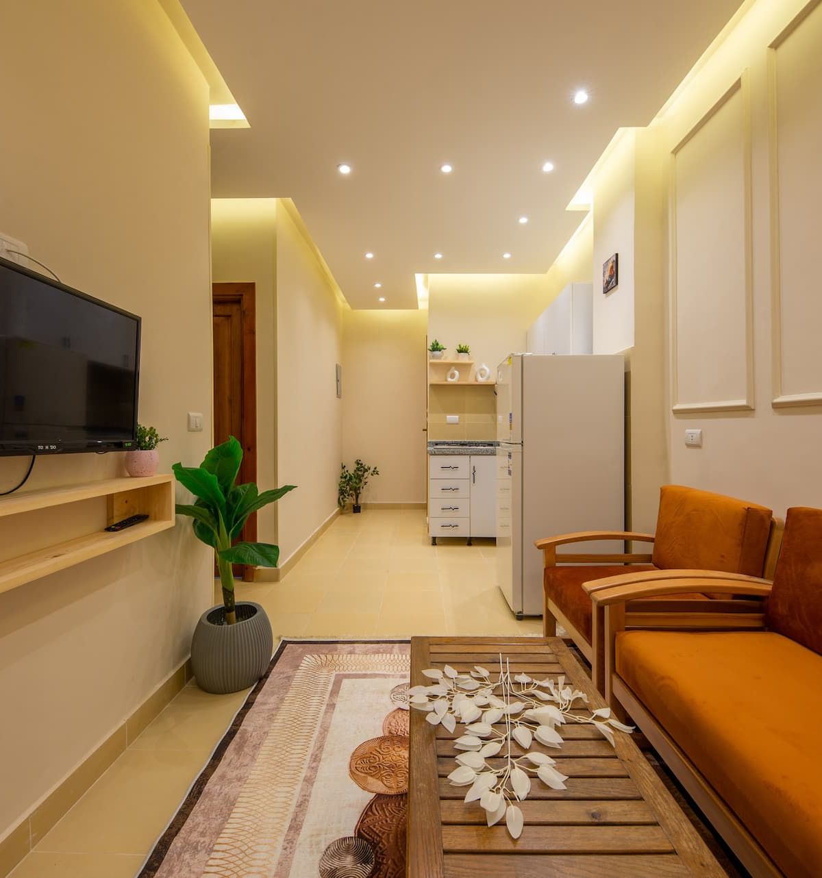Flat 10 street