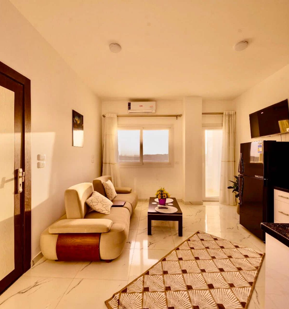 Ali 1 bed