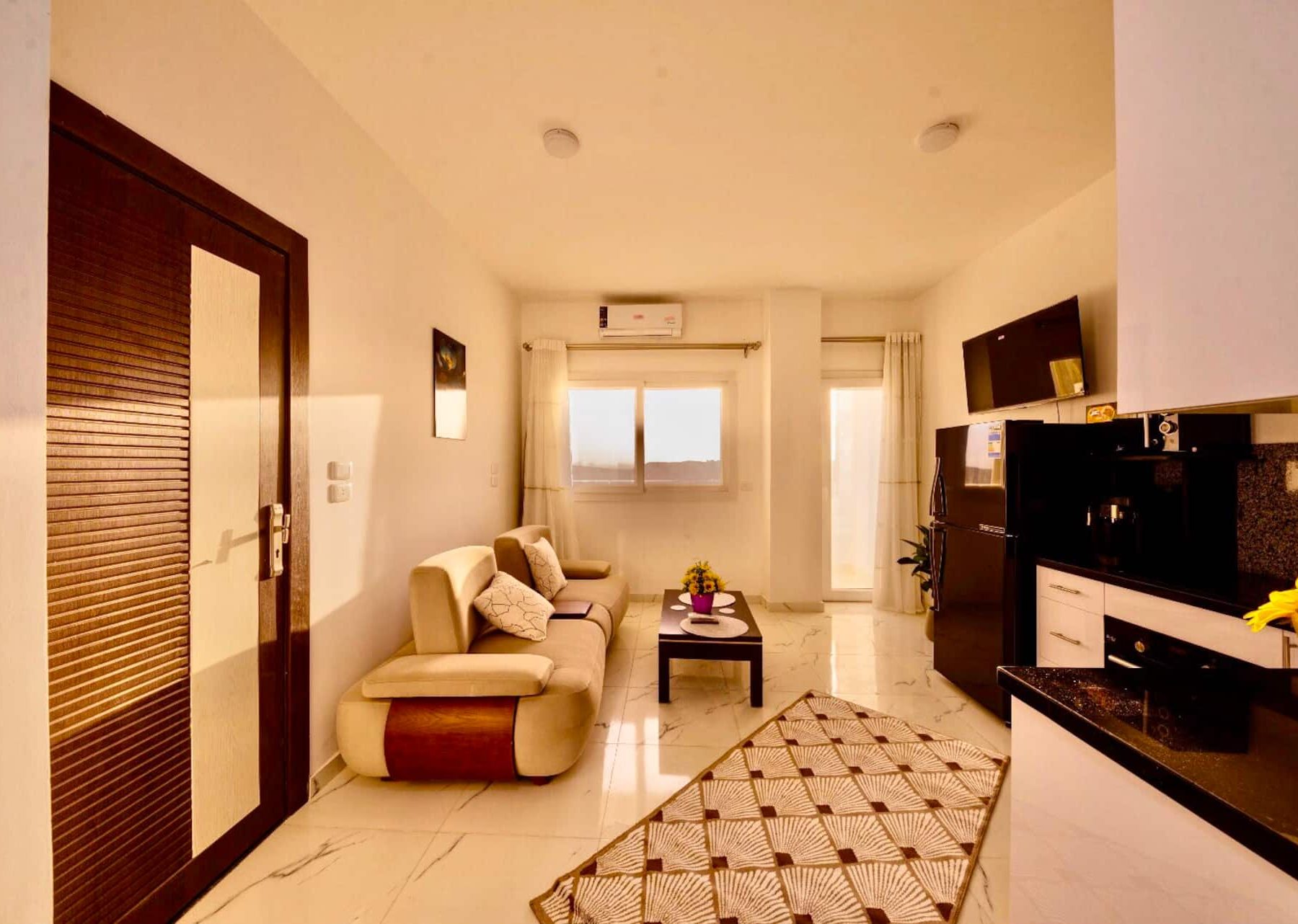 Ali 1 bed